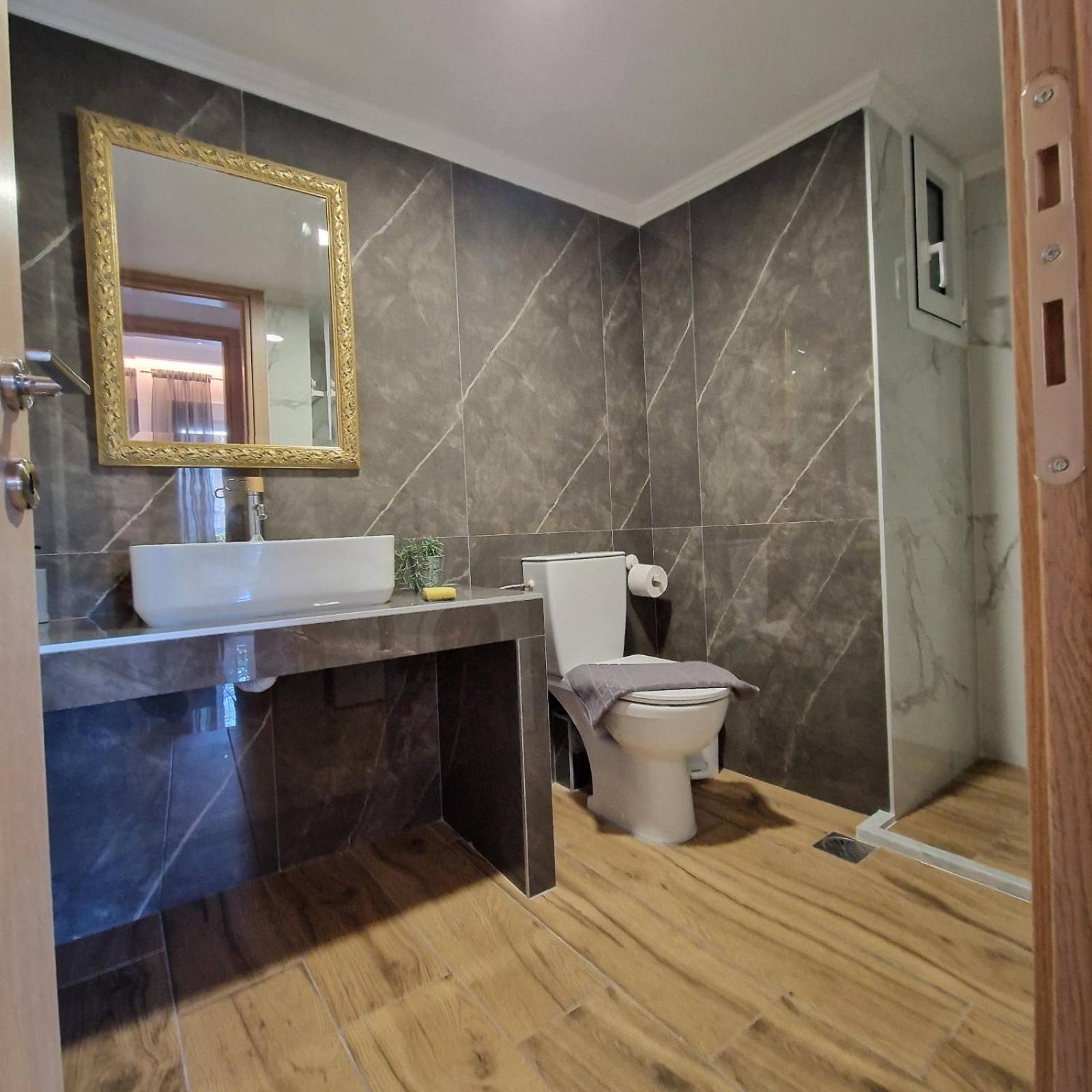 N&S Apartment B Edessa Eksteriør billede